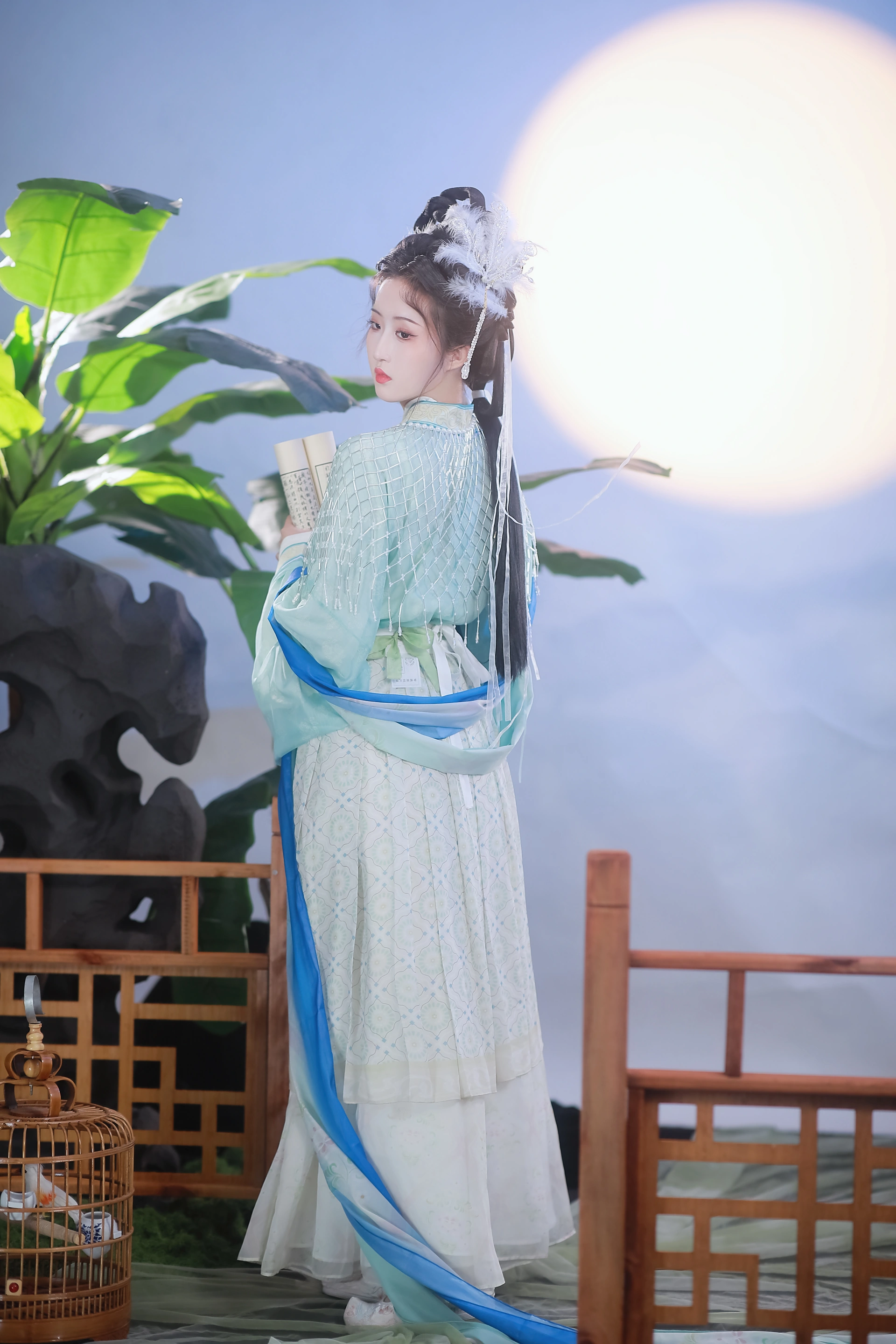[YITUYU艺图语]2025.03.04 月下 慕容 2